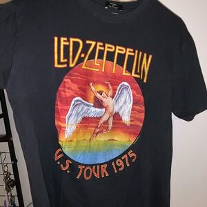 Band Tees Led Zeppelin U.S. Tour 1975 Nirvana Kurt Cobain MTV Live by Bershka